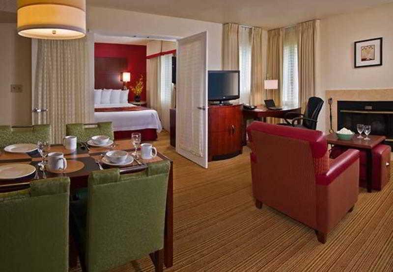 Residence Inn Philadelphia Willow Grove Horsham Exteriör bild