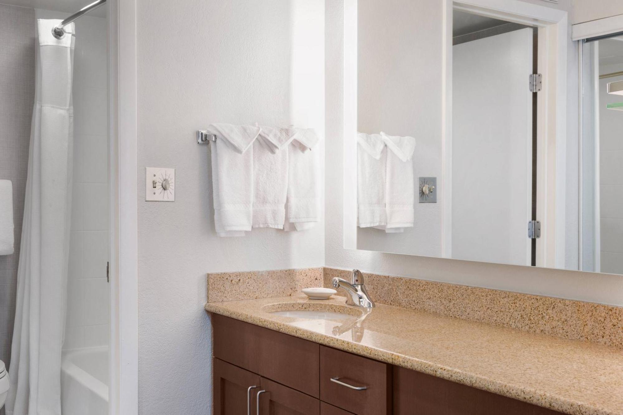 Residence Inn Philadelphia Willow Grove Horsham Exteriör bild